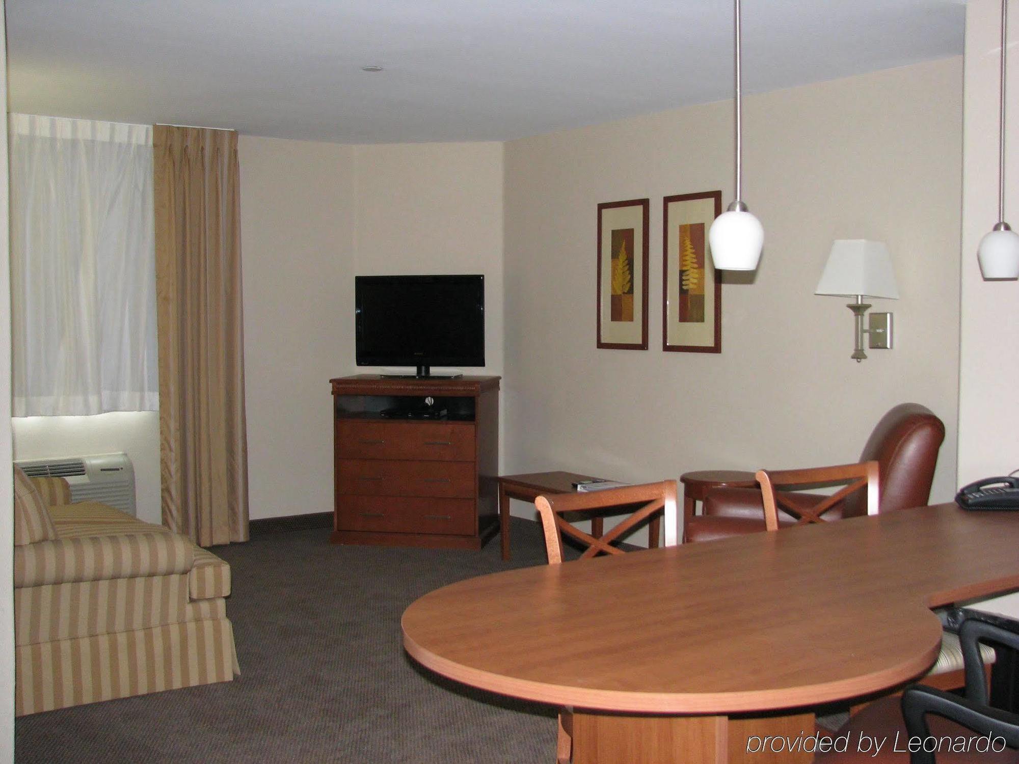 Candlewood Victoria By Ihg Chambre photo